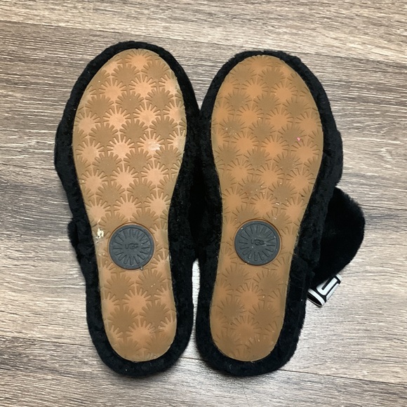 UGG slippers - Picture 6 of 7
